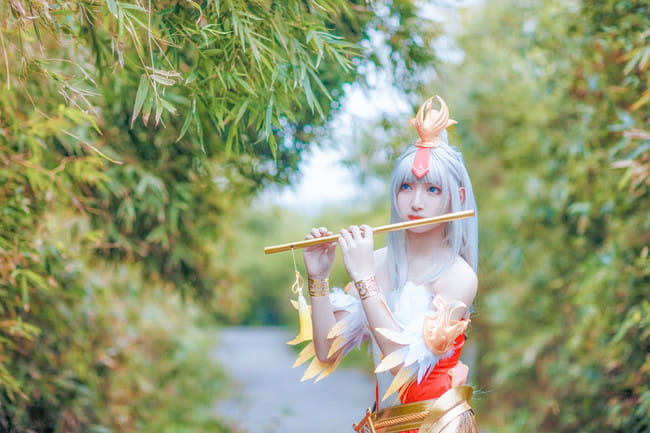 身作彩凤双飞翼，心有灵犀一点通