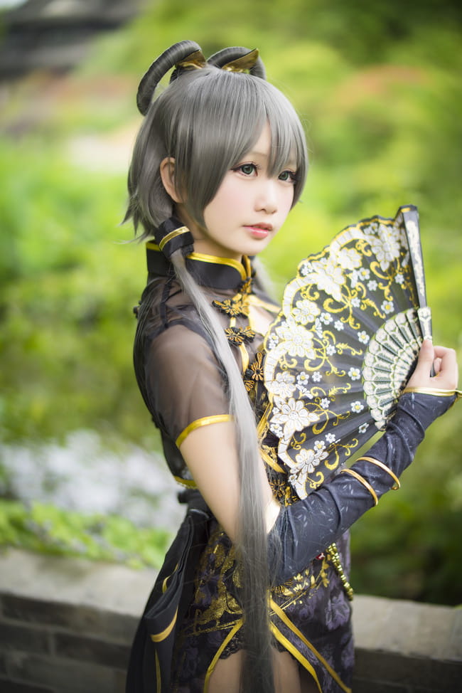 洛天依 旗袍 绝对领域 cosplay