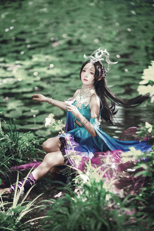 剑网三 五毒秦风套萝莉