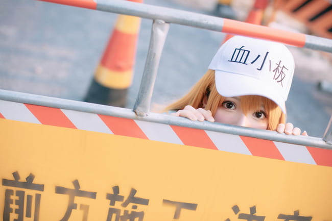 那个呢，那个呢，因为出了些状况，施工进度推迟了~