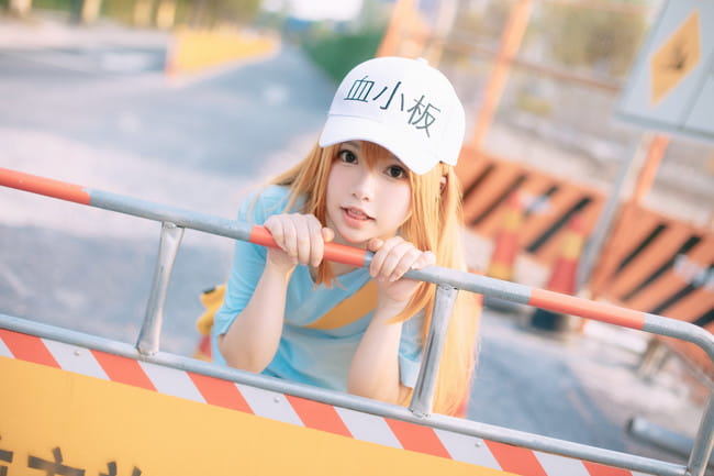 那个呢，那个呢，因为出了些状况，施工进度推迟了~