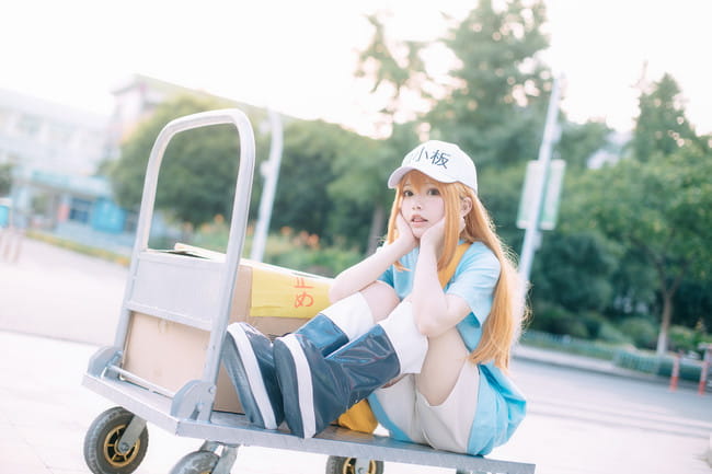 那个呢，那个呢，因为出了些状况，施工进度推迟了~