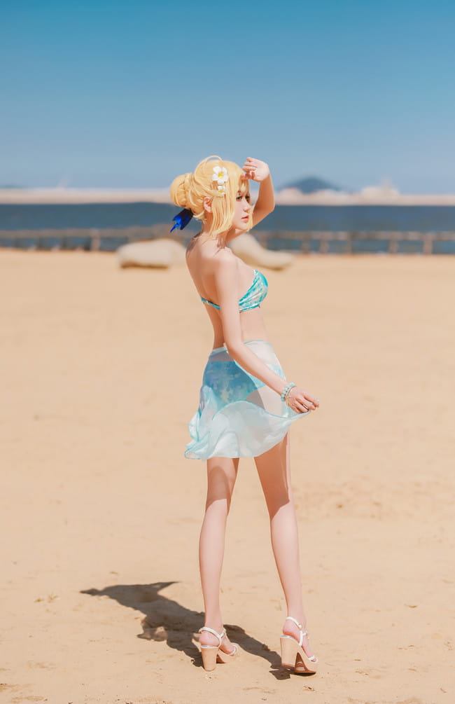 【cos正片】Fate/Extra Saber 泳装