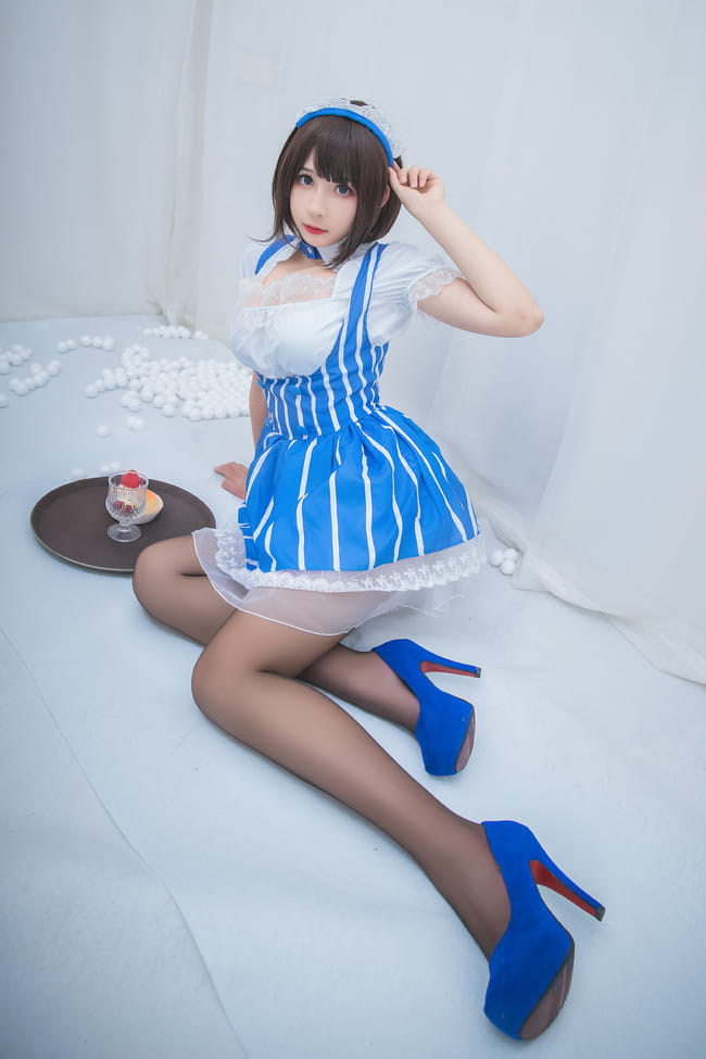 路人女主的养成方法 黑丝 女仆 cosplay