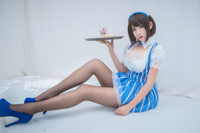 路人女主的养成方法 黑丝 女仆 cosplay