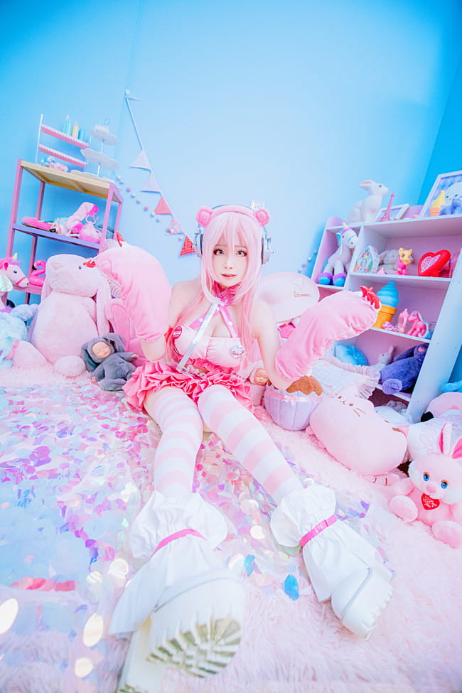 超级索尼子 暴力熊出镜 cosplay