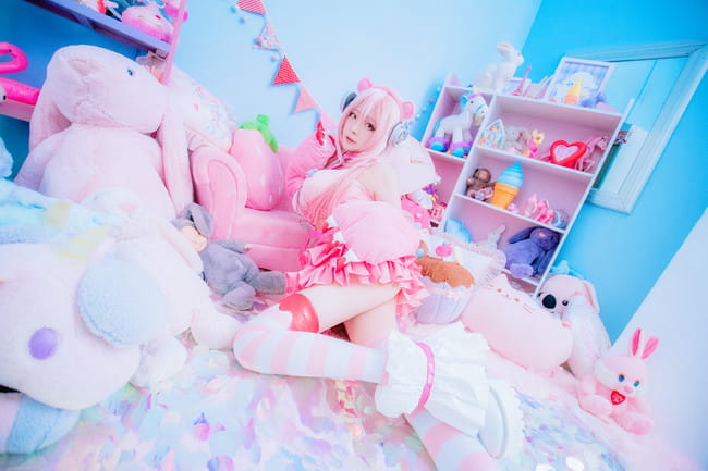 超级索尼子 暴力熊出镜 cosplay