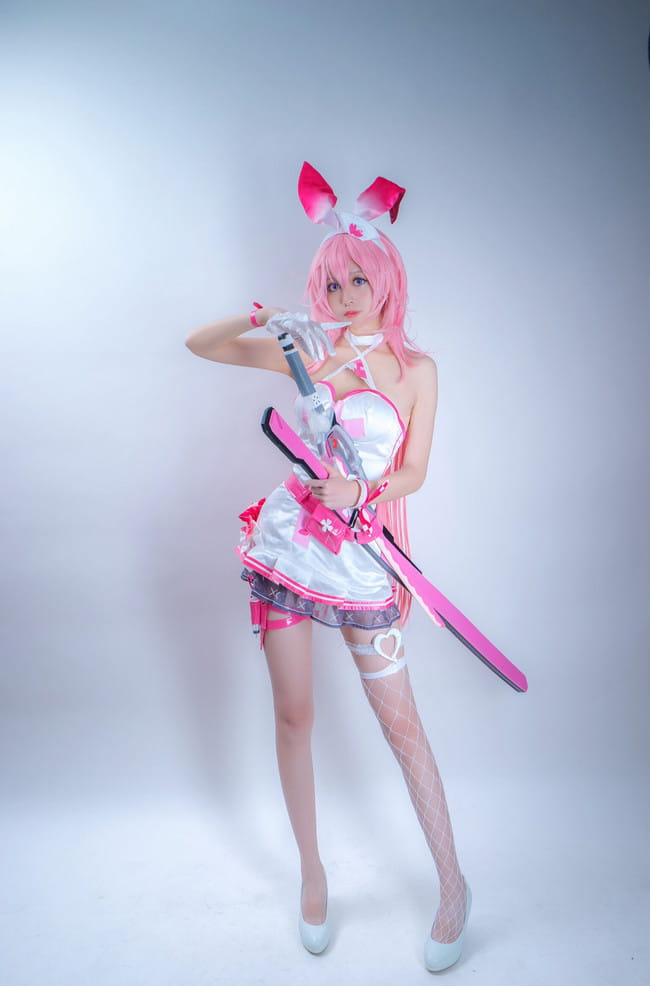 崩坏学园3 护士装 八重樱 cosplay