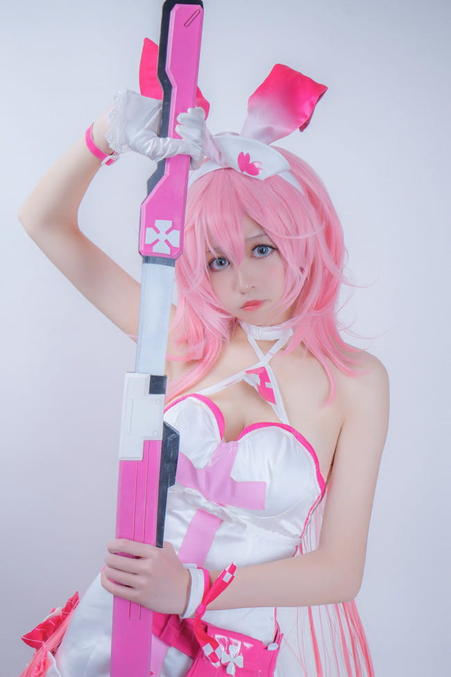 崩坏学园3 护士装 八重樱 cosplay