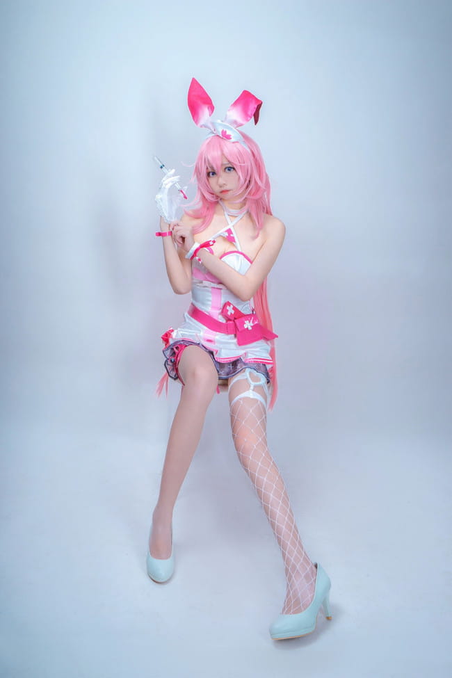 崩坏学园3 护士装 八重樱 cosplay