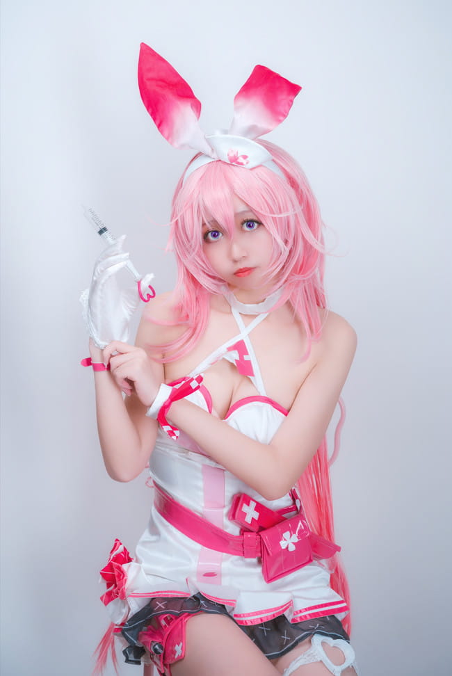 崩坏学园3 护士装 八重樱 cosplay