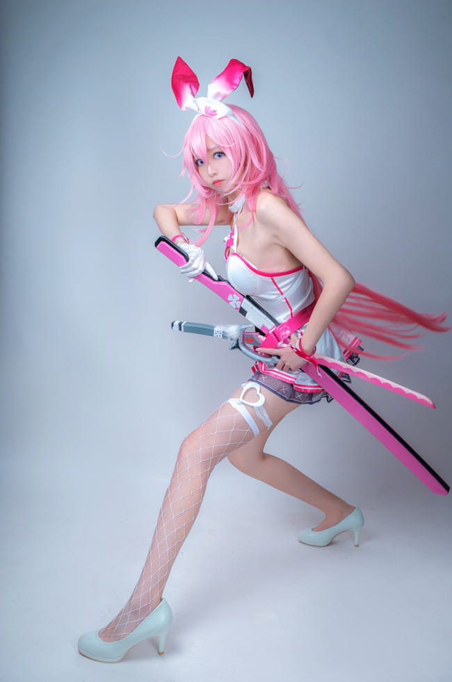 崩坏学园3 护士装 八重樱 cosplay