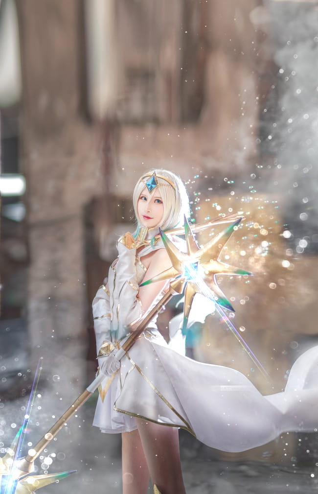 英雄联盟 关辉女郎拉克丝 大元素使 cosplay