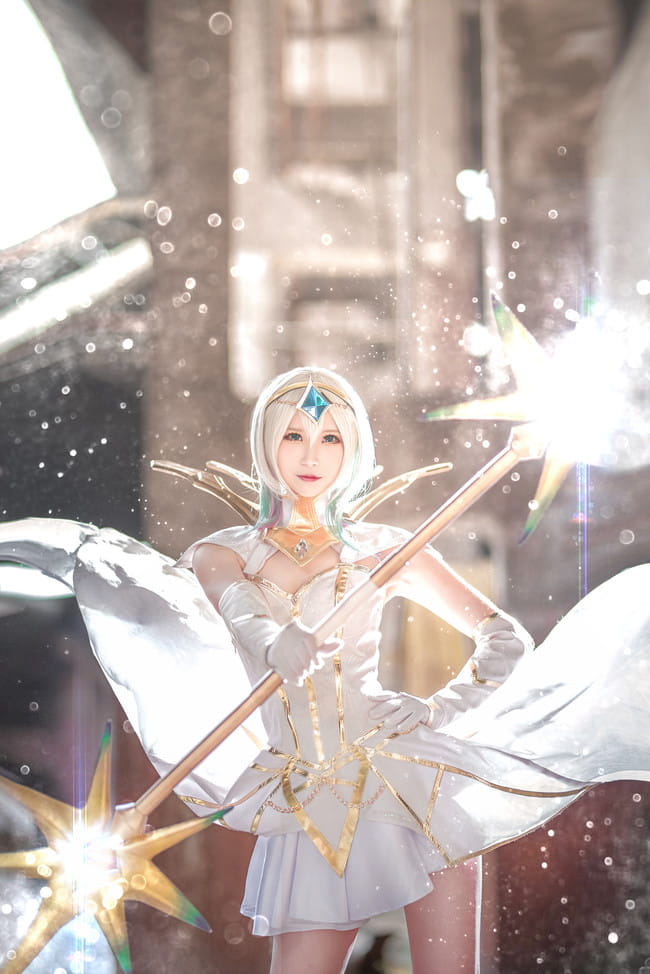 英雄联盟 关辉女郎拉克丝 大元素使 cosplay