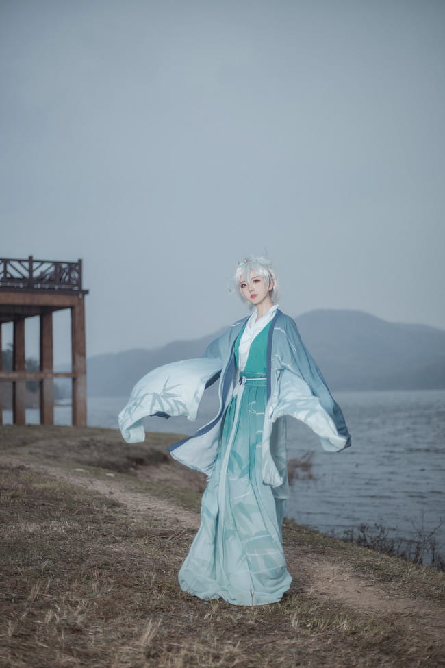 VOCALOID 洛天依 言和 乐正绫 cosplay