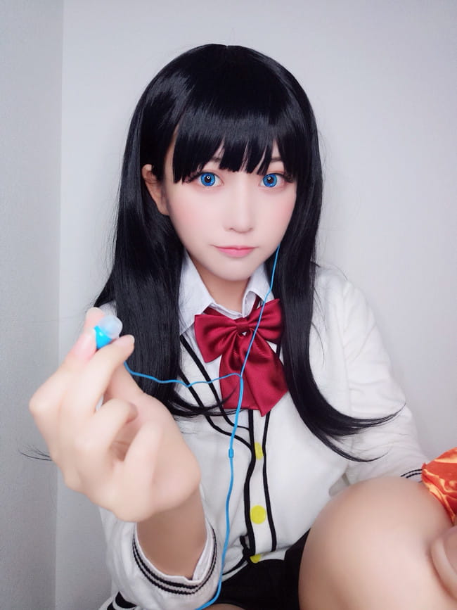 我永远喜欢宝多六花的肉腿～