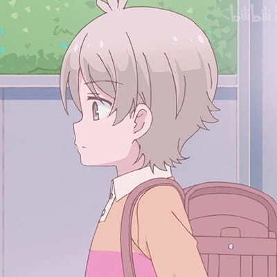 往事不回头 未来不将就 卡通动漫qq情侣头像