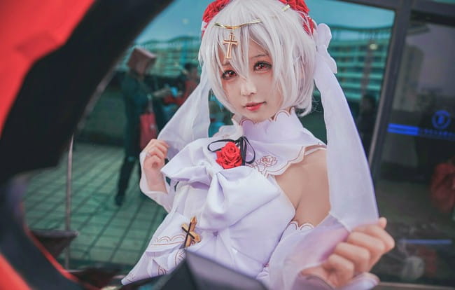 理想乡场照德莉莎月下初拥