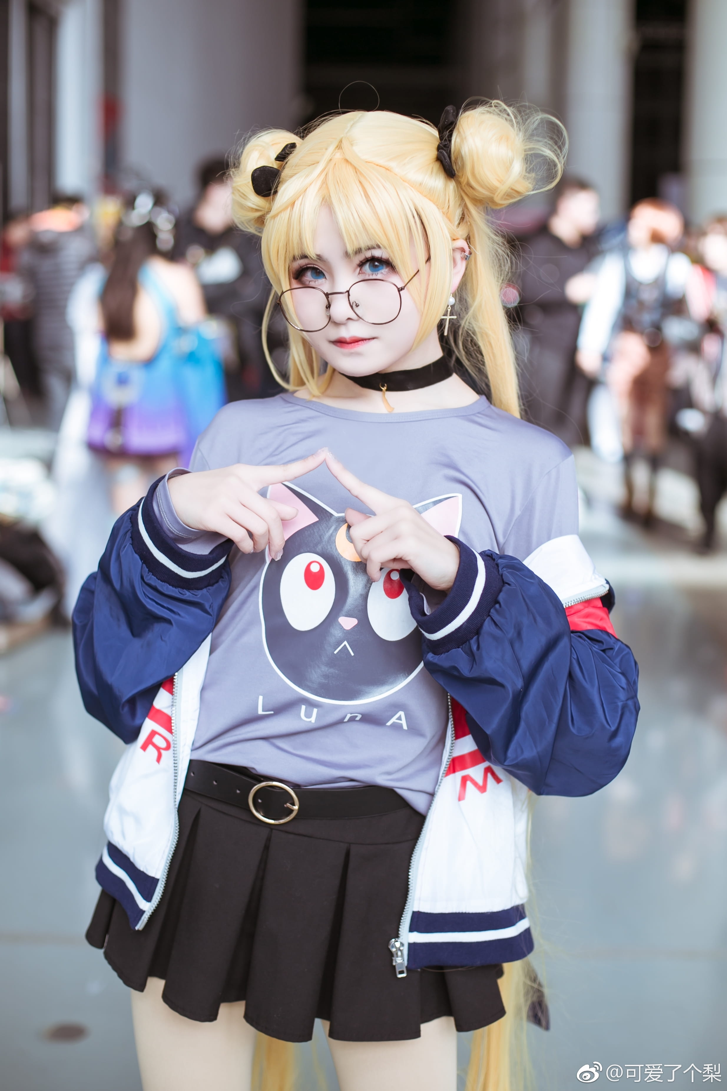 美少女战士COSPLAY 代表月亮消灭你