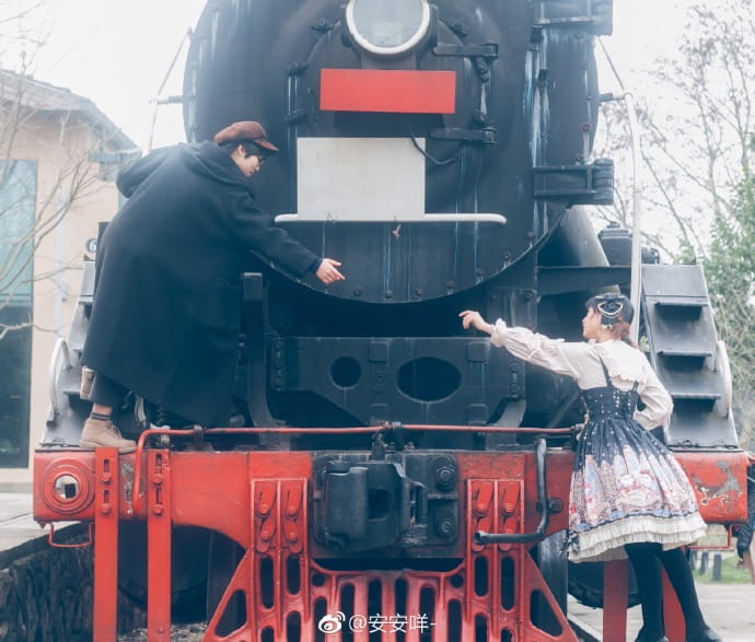 于凛冬之季，赴盛暑之约 lolita约拍