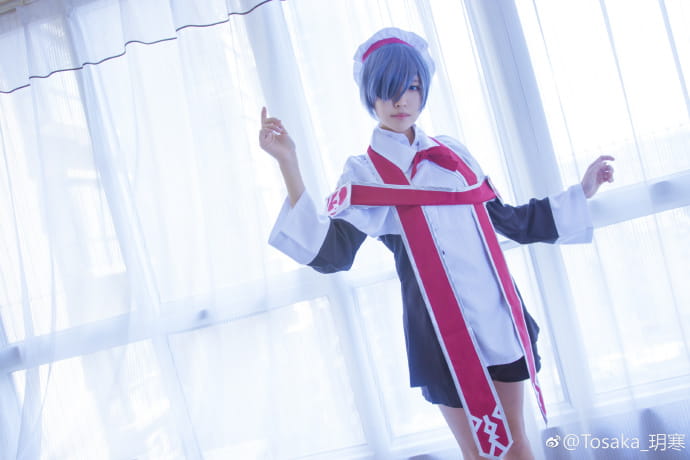 黑执事夏尔cosplay