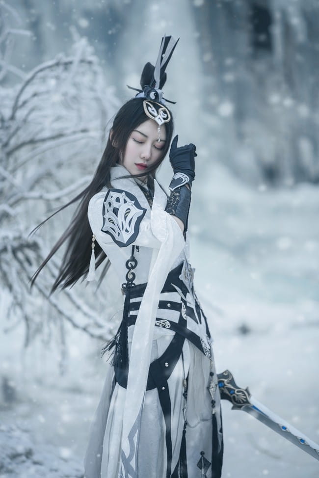 剑网三道姑COSPLAY