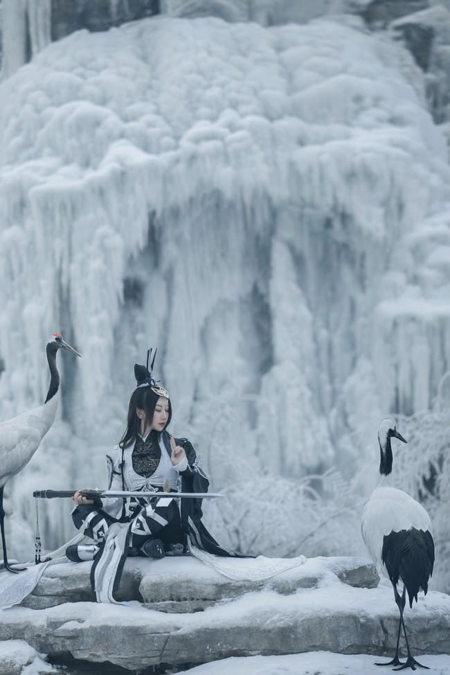 剑网三道姑COSPLAY