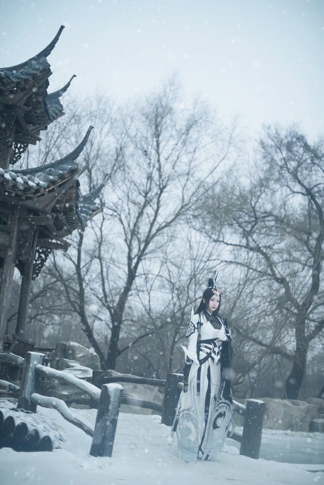 剑网三道姑COSPLAY