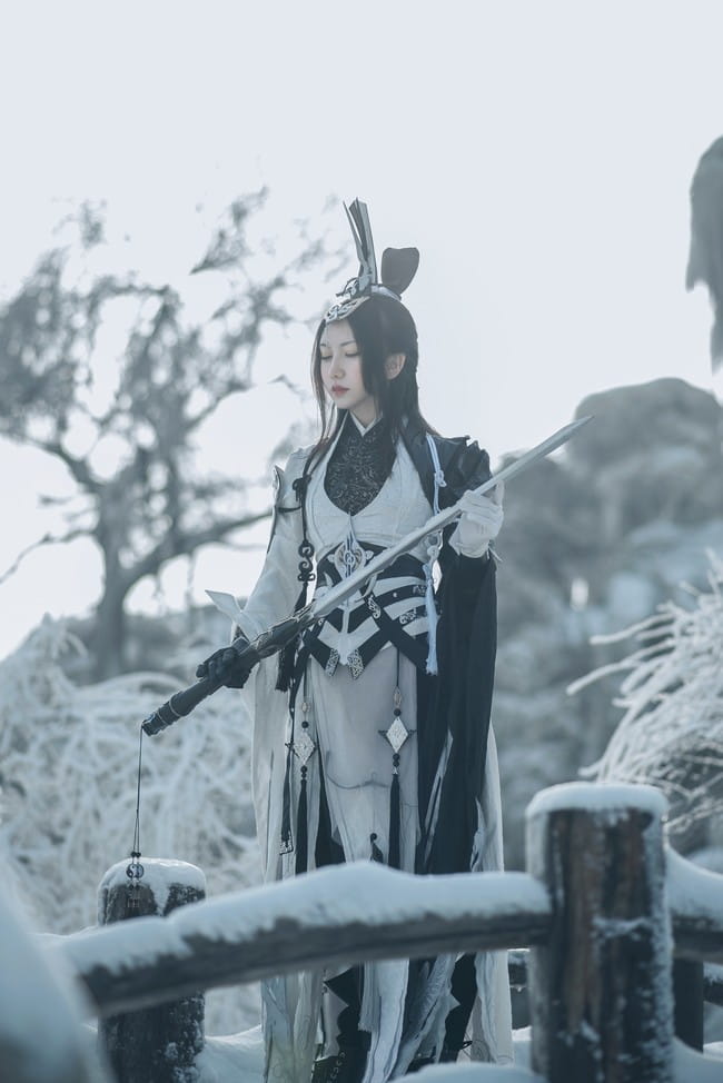 剑网三道姑COSPLAY