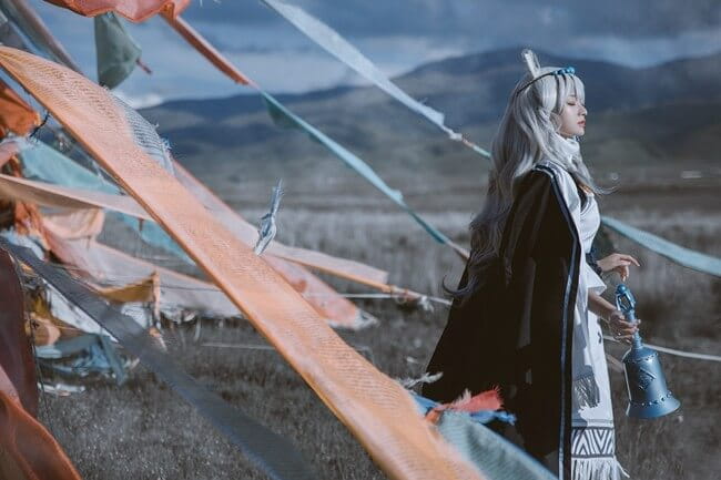 明日方舟初雪COS图