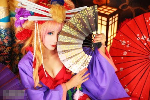 国产cos 柳荚小米演绎和服雪莉露