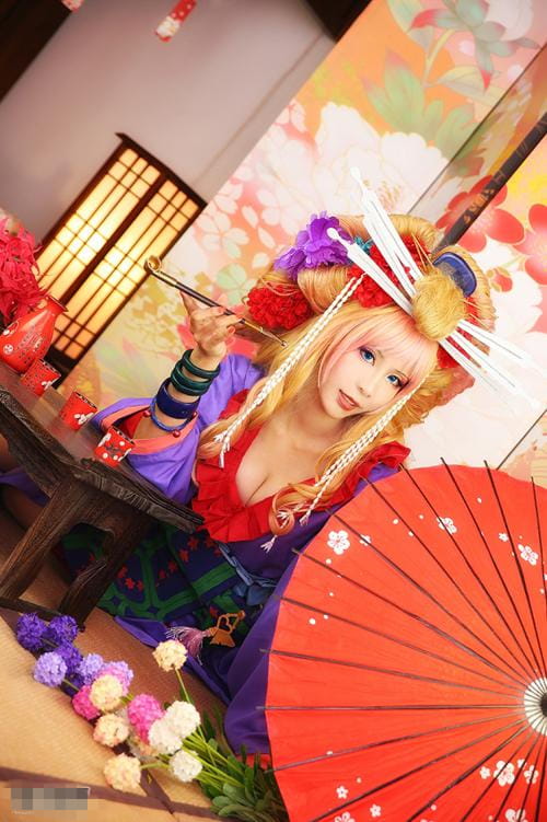 国产cos 柳荚小米演绎和服雪莉露