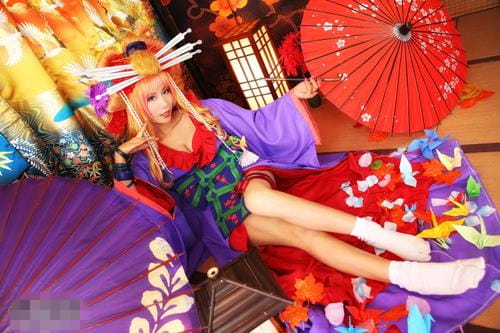 国产cos 柳荚小米演绎和服雪莉露