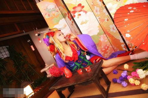 国产cos 柳荚小米演绎和服雪莉露