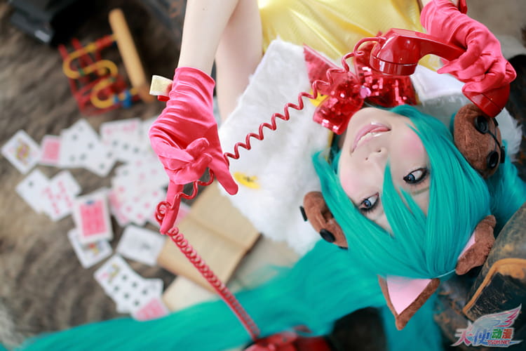 【COS】初音ミク 系列图------福利后方w