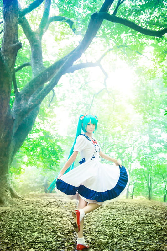 【COS】初音miku诞辰大礼包之超美初音白雪公主