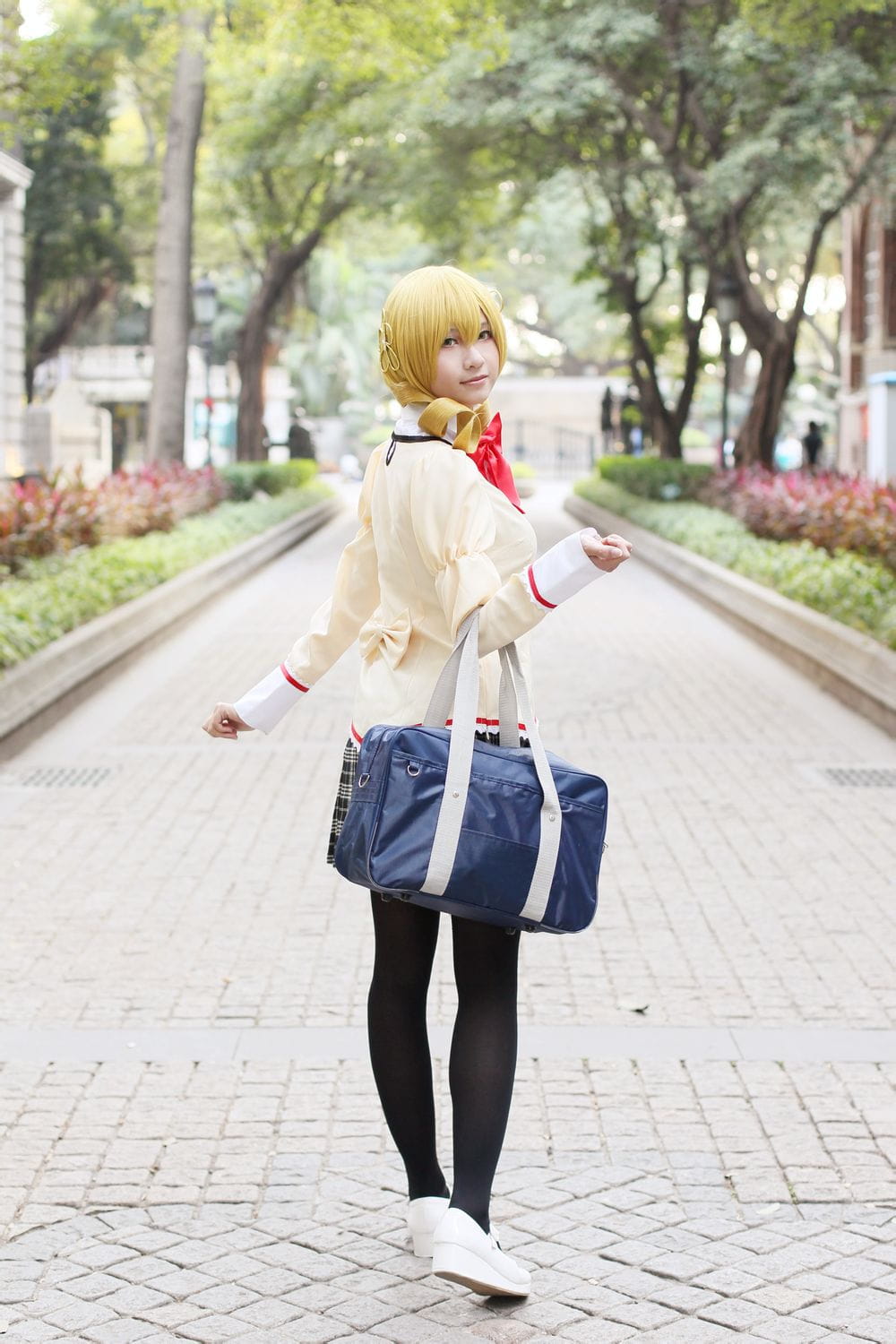 马猴烧酒&巴麻美&校服